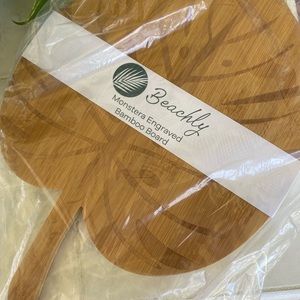 Beachly Summer 2022 Bamboo The Monstera Cutting Board